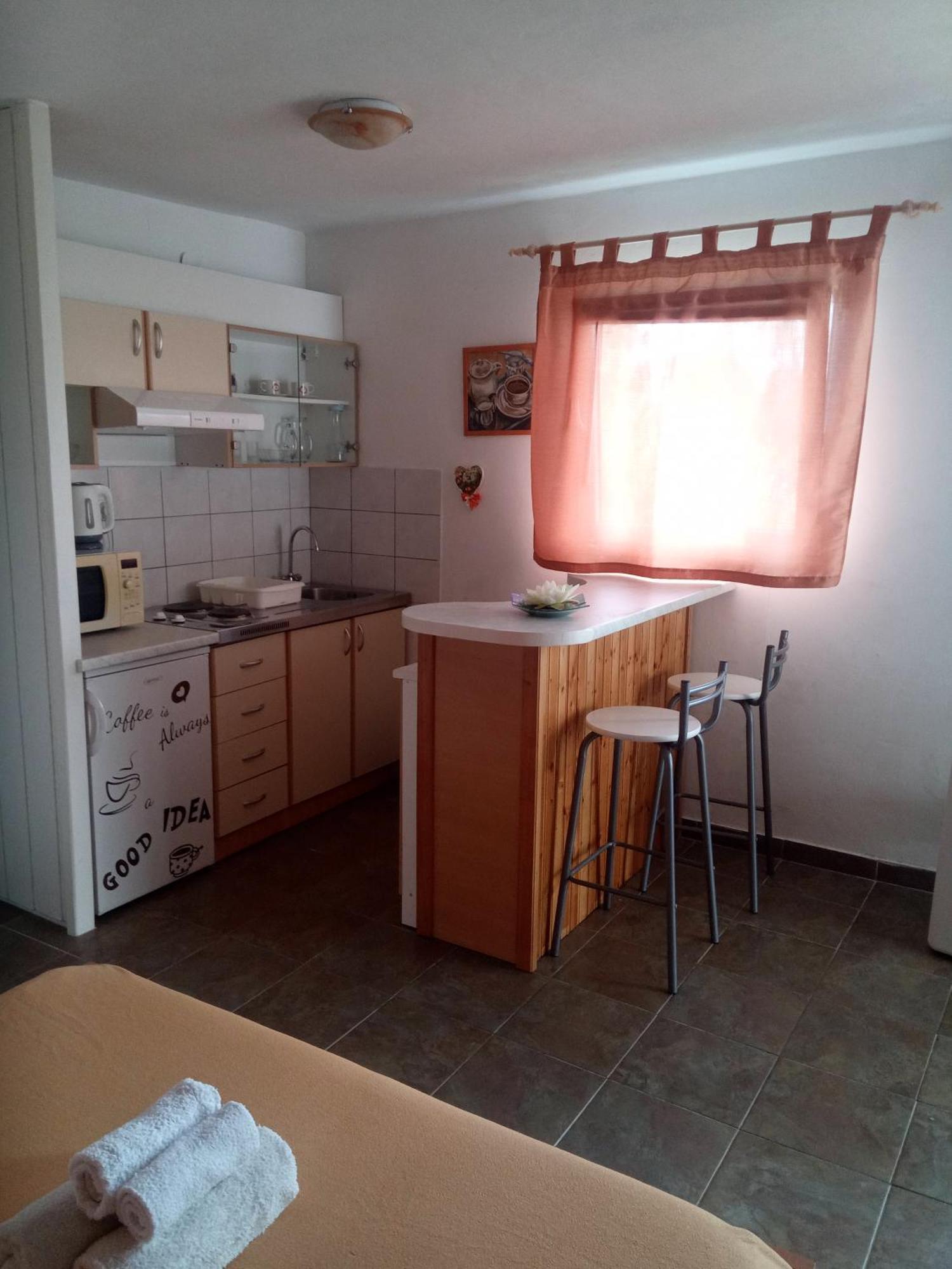 Apartman Iva Kuciste Zewnętrze zdjęcie